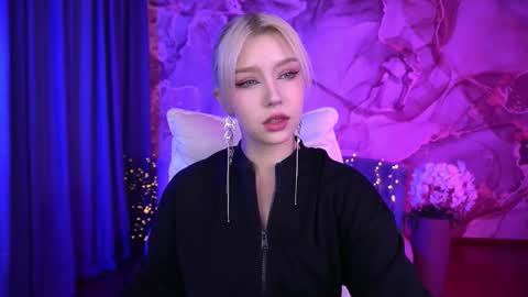 selenairis online show from 10/03/25, 06:43