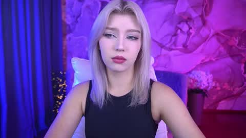 selenairis online show from 10/14/25, 06:36