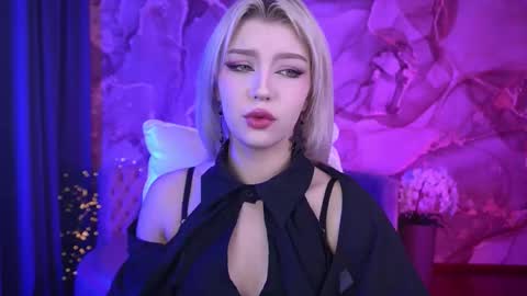 selenairis online show from 10/16/25, 06:47