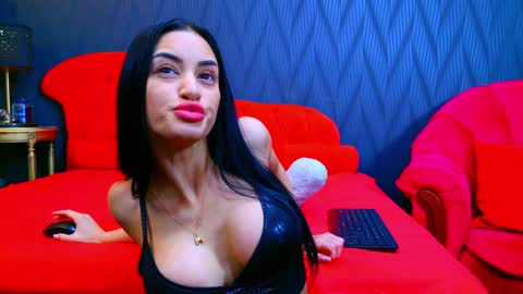 Selena Noir online show from 02/04/25, 06:36