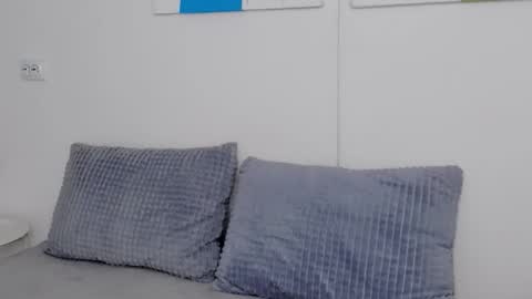 Snapshot of selenarousey chatting on 11/15/25, 07:49 Selena online show from 11/15/25, 07:49