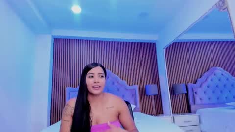 Snapshot of selenastonne chatting on 11/04/25, 09:14 selenastonne online show from 11/04/25, 09:14