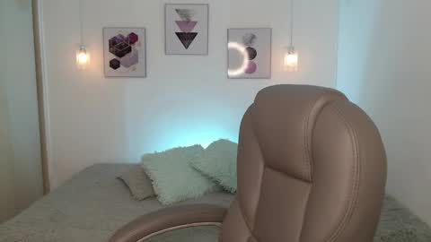 selene_rouse_ online show from 06/08/26, 01:28