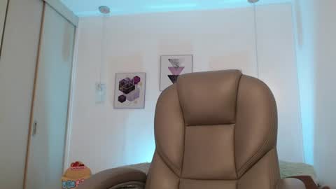 selene_rouse_ online show from 06/13/26, 12:08