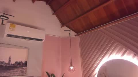 Selene online show from 10/14/25, 03:40