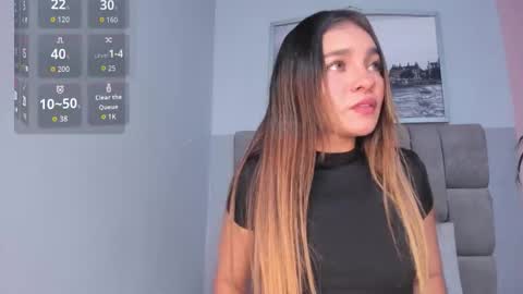 Selene online show from 12/05/25, 03:48