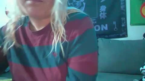 Snapshot of selenebaby chatting on 02/21/25, 05:09 Selene online show from 02/21/25, 05:09