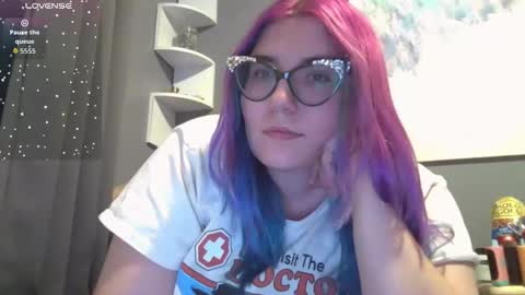 Snapshot of selenebaby chatting on 11/11/25, 11:38 Selene online show from 11/11/25, 11:38