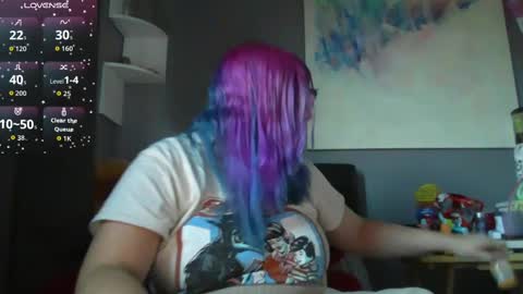 Snapshot of selenebaby chatting on 11/12/25, 07:46 Selene online show from 11/12/25, 07:46