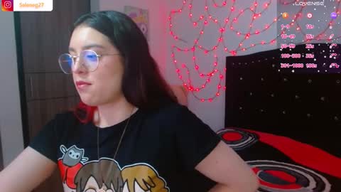 Snapshot of seleneg chatting on 11/11/25, 12:21 Selene G online show from 11/11/25, 12:21