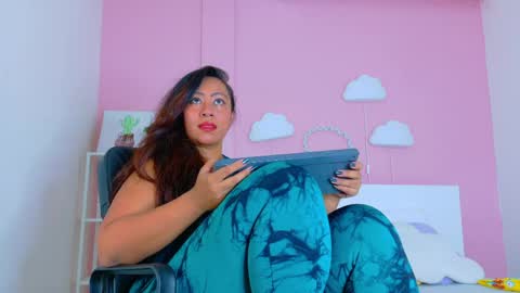 SELENE GIBSON online show from 05/11/26, 07:22