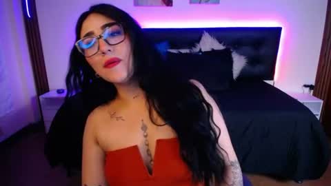 Selene online show from 07/09/26, 11:09