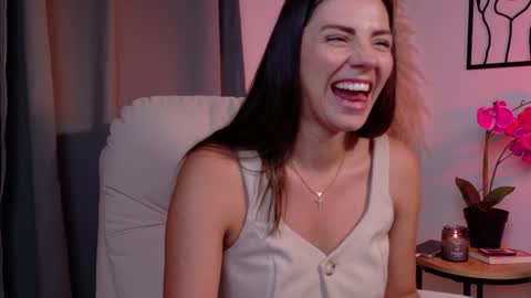 Snapshot of selenenova chatting on 05/06/26, 12:30 Selene Nova online show from 05/06/26, 12:30