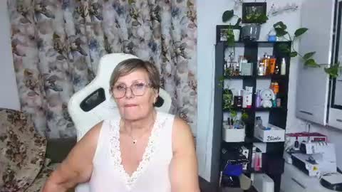 Selenna online show from 12/17/24, 04:12