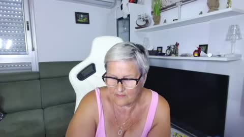 Selenna online show from 06/17/26, 11:45