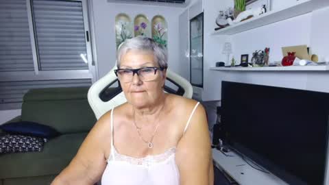 Selenna online show from 07/19/26, 05:16