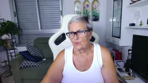 Selenna online show from 07/21/26, 06:10