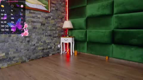 Snapshot of selensummer chatting on 02/11/26, 08:14 Selen online show from 02/11/26, 08:14