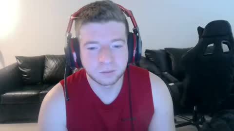 selfmademax579471 online show from 02/12/25, 03:49