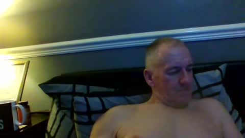 selfsucker28772 online show from 03/02/26, 10:05