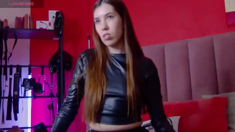 Nicole online show from 03/07/25, 04:02