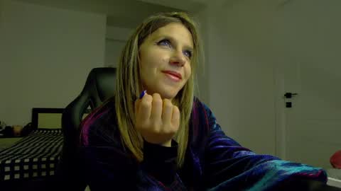 sellena_angel online show from 05/01/26, 06:01