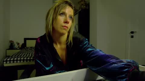 sellena_angel online show from 05/03/26, 04:46