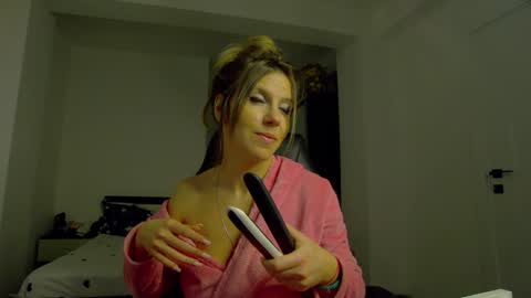 sellena_angels online show from 04/04/26, 04:04