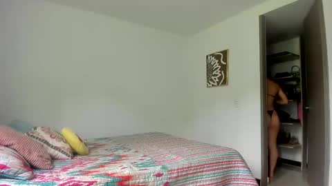 Selyn online show from 09/12/25, 03:12