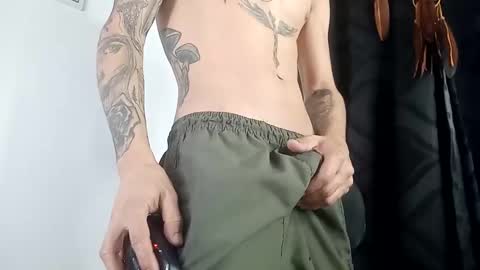 Snapshot of sem_alas chatting on 02/19/25, 05:38 sem_alas online show from 02/19/25, 05:38