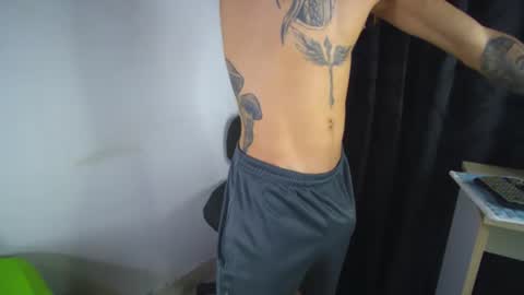 Snapshot of sem_alas chatting on 11/21/25, 04:33 sem_alas online show from 11/21/25, 04:33