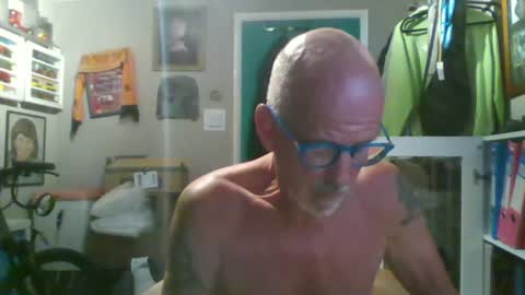 Snapshot of semajstretsa chatting on 06/13/26, 09:57 frederick online show from 06/13/26, 09:57
