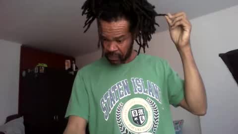 Snapshot of semental24cm chatting on 11/16/25, 03:17 semental24cm online show from 11/16/25, 03:17