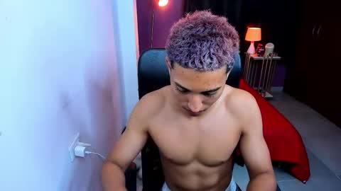 senior_teacher99 online show from 01/06/26, 12:58