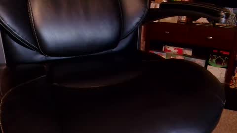 Snapshot of senorgrower chatting on 10/01/25, 06:08 Mr. Watch Me Grow online show from 10/01/25, 06:08