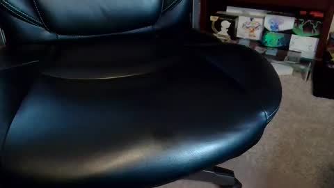 Snapshot of senorgrower chatting on 10/14/25, 02:40 Mr. Watch Me Grow online show from 10/14/25, 02:40