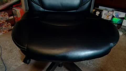 Snapshot of senorgrower chatting on 11/03/25, 03:52 Mr. Watch Me Grow online show from 11/03/25, 03:52