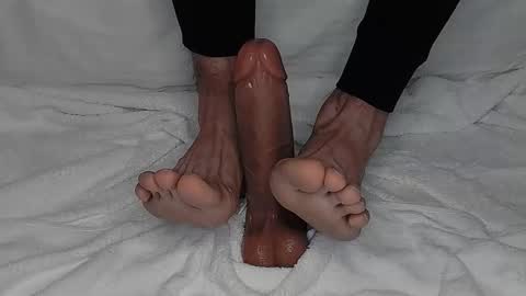 Snapshot of senpai_tomy chatting on 11/06/25, 11:04 senpai online show from 11/06/25, 11:04