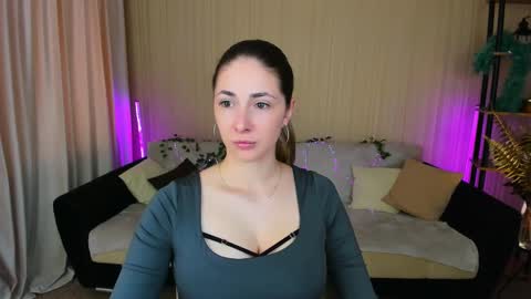 sensitiveheartt online show from 09/09/25, 11:32