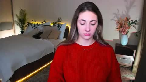 sensitiveheartt online show from 09/16/25, 07:26