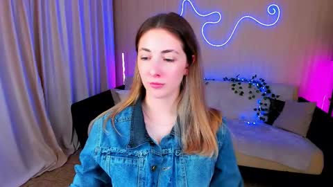 sensitiveheartt online show from 09/30/25, 08:25