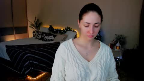 sensitiveheartt online show from 12/14/25, 07:29