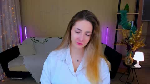 sensitiveheartt online show from 01/16/26, 05:00