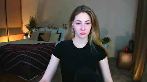 sensitiveheartt online show from 02/04/26, 11:16