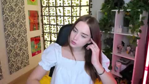 Emily  online show from 10/10/25, 08:46