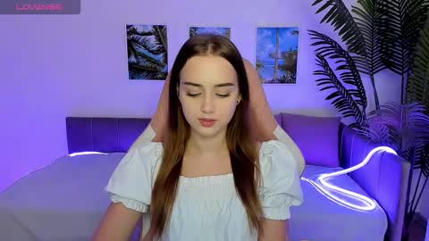 Emily  online show from 10/13/25, 08:36