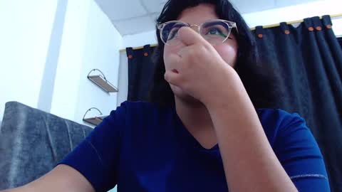 Snapshot of sensual_flame chatting on 12/03/24, 01:30 Camille and sophie online show from 12/03/24, 01:30