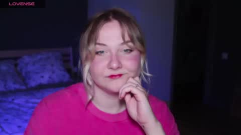 Snapshot of sensual_girrrl chatting on 07/21/26, 12:57 Ilona online show from 07/21/26, 12:57