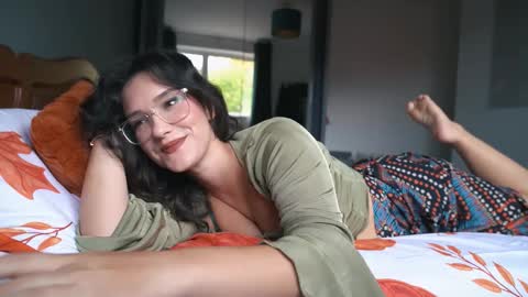 Jasmine online show from 10/13/25, 11:43