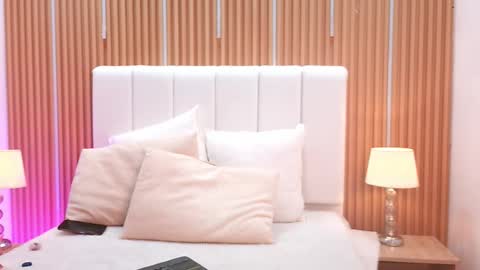 Sensual Kim77 online show from 03/03/26, 12:44